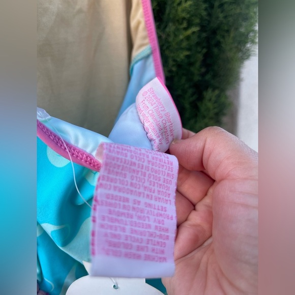 Deadstock Vintage Y2K strawberry shortcake bathing suit - Picture 6 of 7